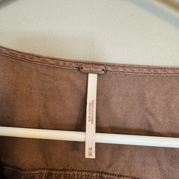 Free People Brown Ruffled Sleeved Wrapped V-Neck Cropped Women’s Blouse Top - Picture 2 of 8